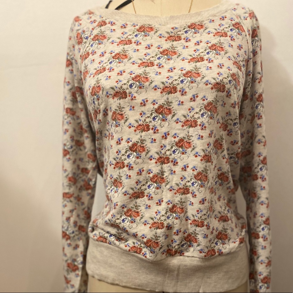 Floral pullover sweater - Picture 2 of 4